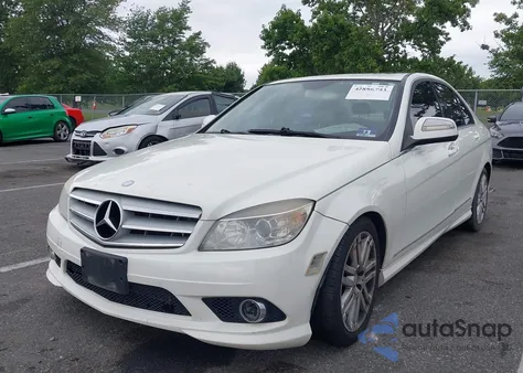 2009 Mercedes-Benz C 300 Luxury 4Matic/Sport 4Matic from USA, damaged, VIN WDDGF81X29R069732